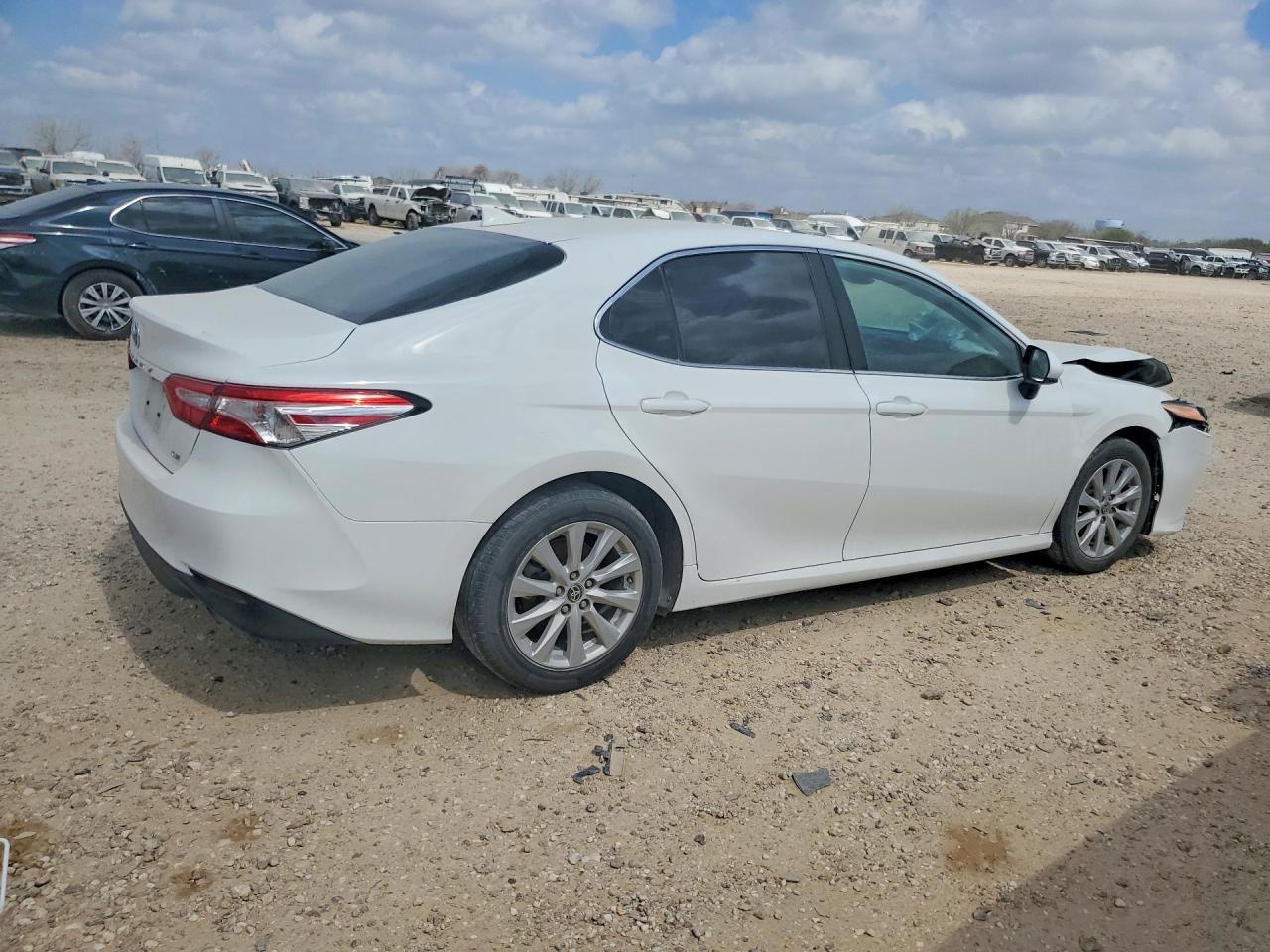 2020 TOYOTA CAMRY