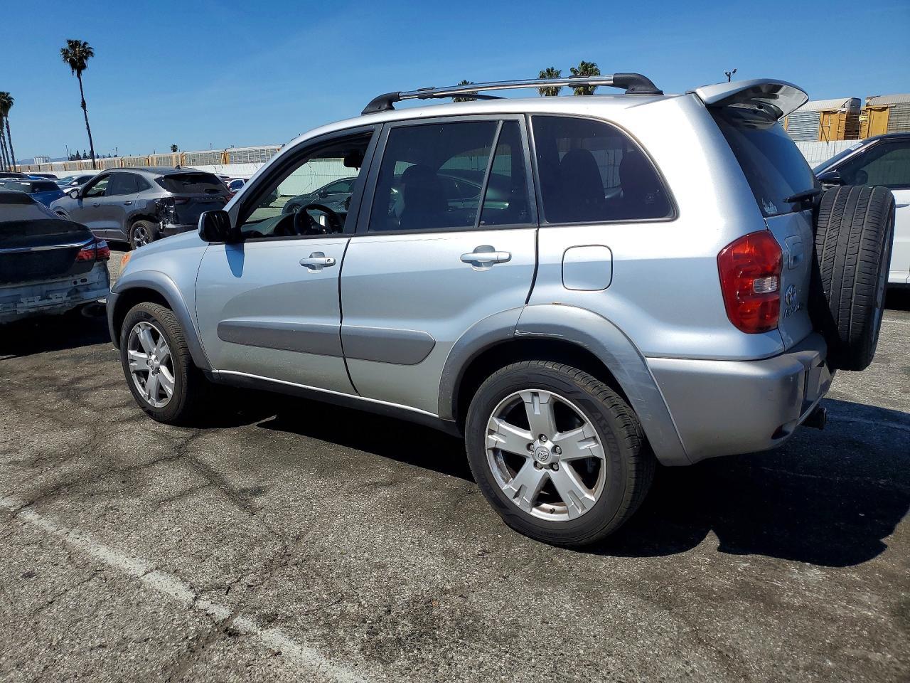 2005 TOYOTA RAV4