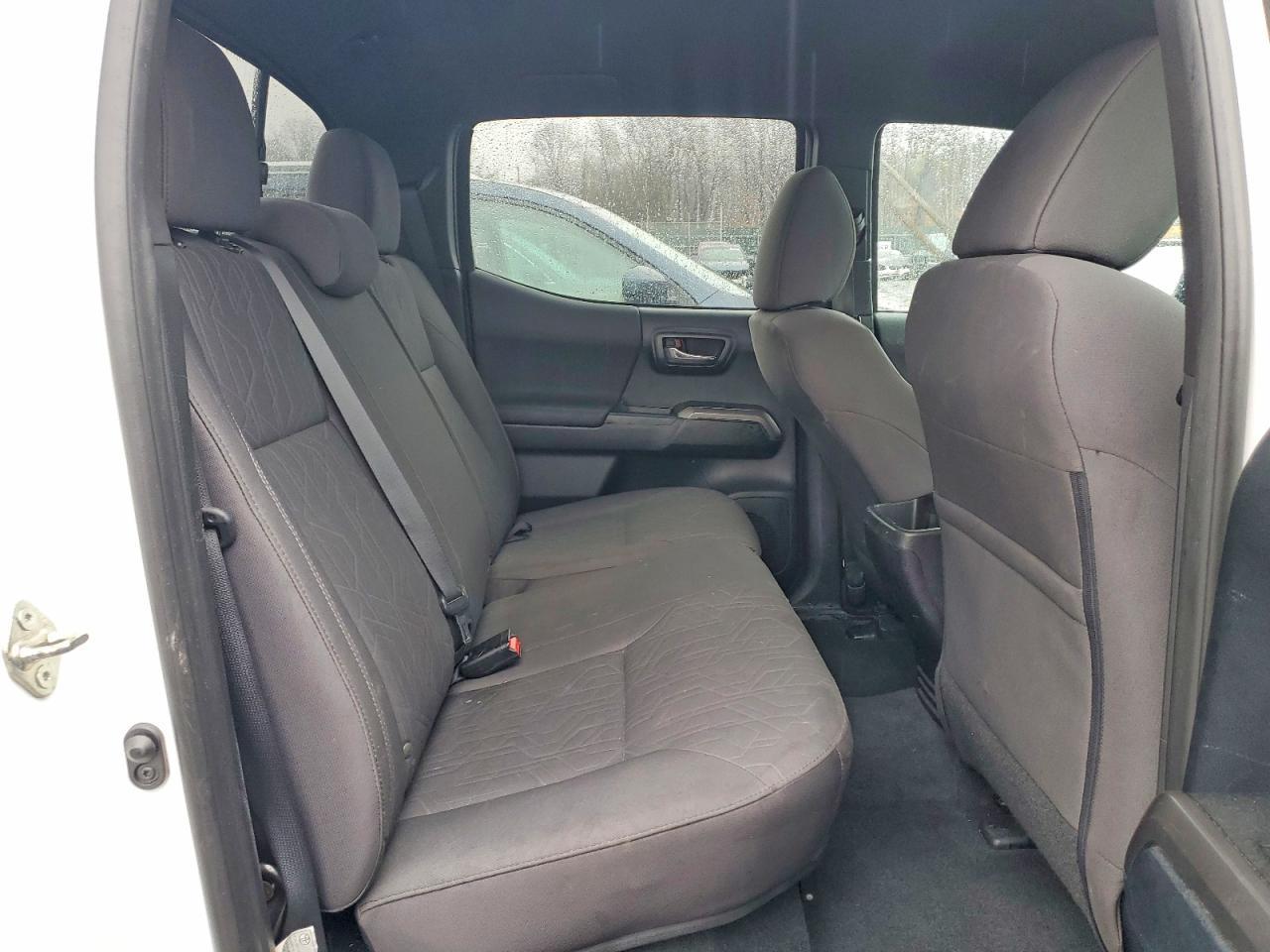 2016 TOYOTA TACOMA