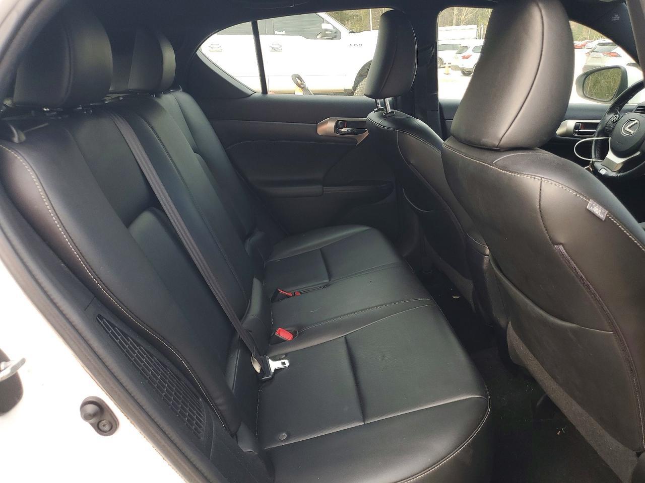 2015 LEXUS CT 200H