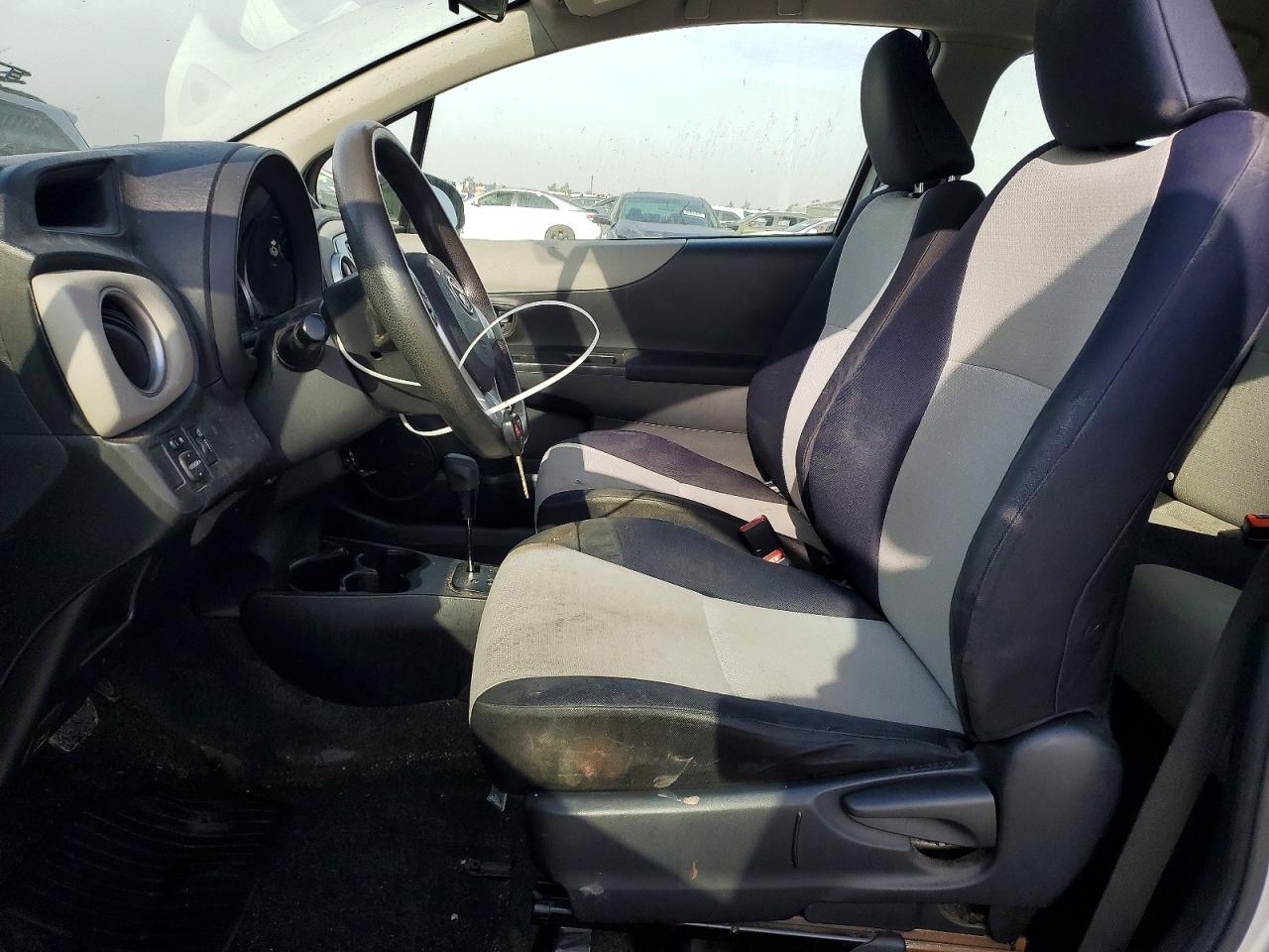 2012 TOYOTA YARIS