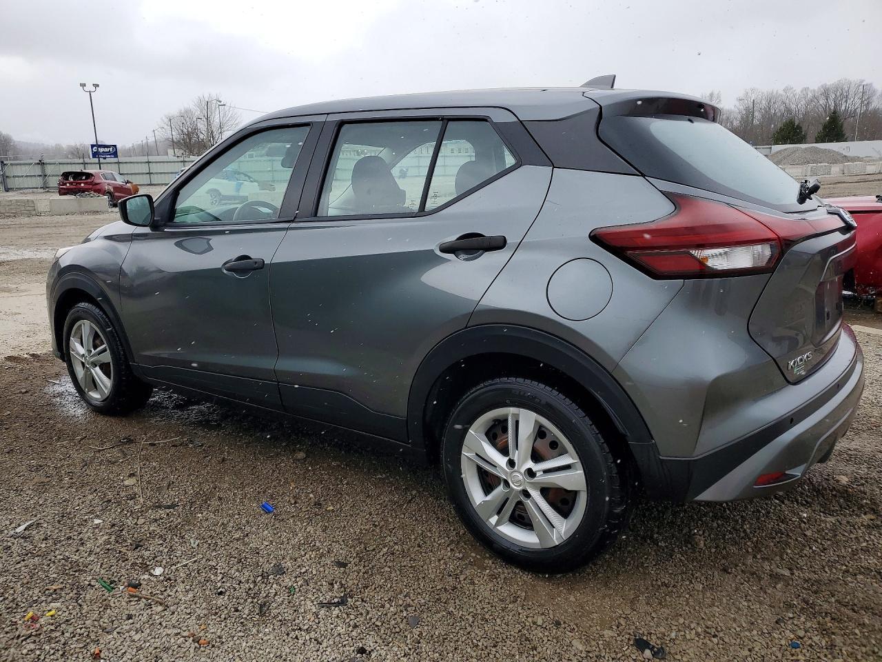 2021 NISSAN KICKS