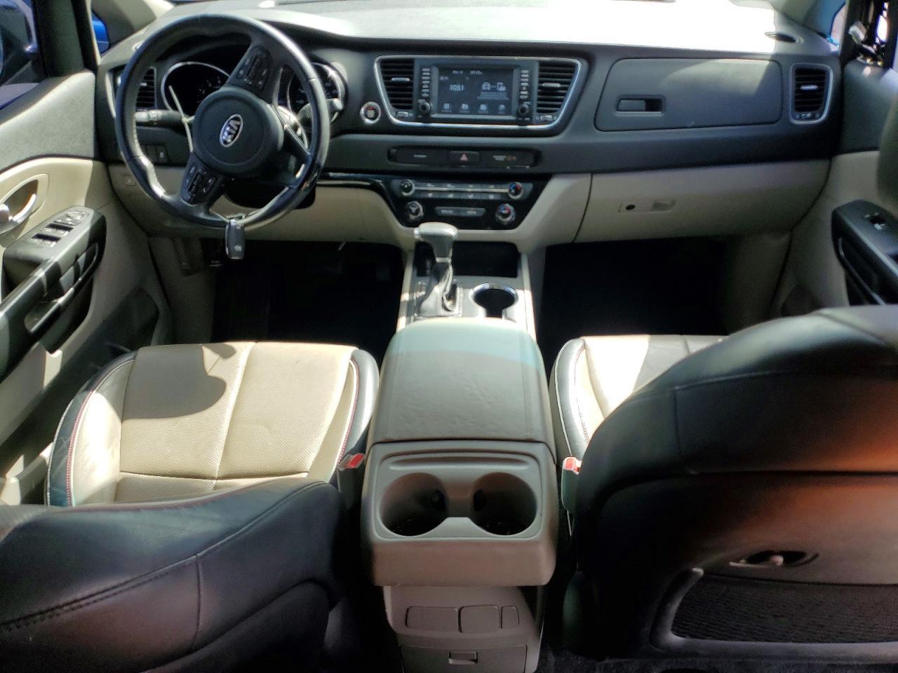 2019 KIA SEDONA