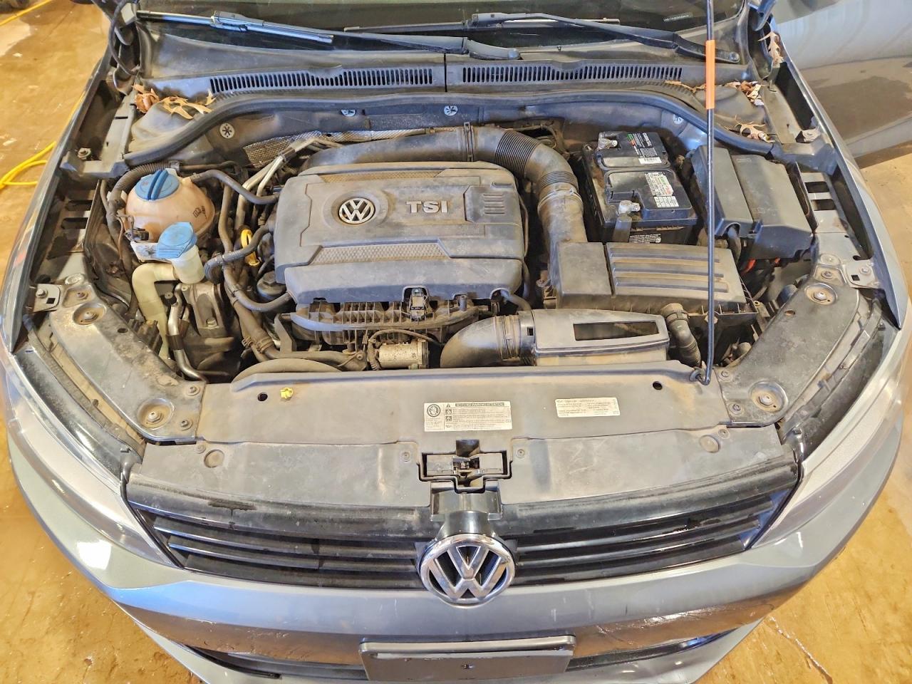 2014 VOLKSWAGEN JETTA