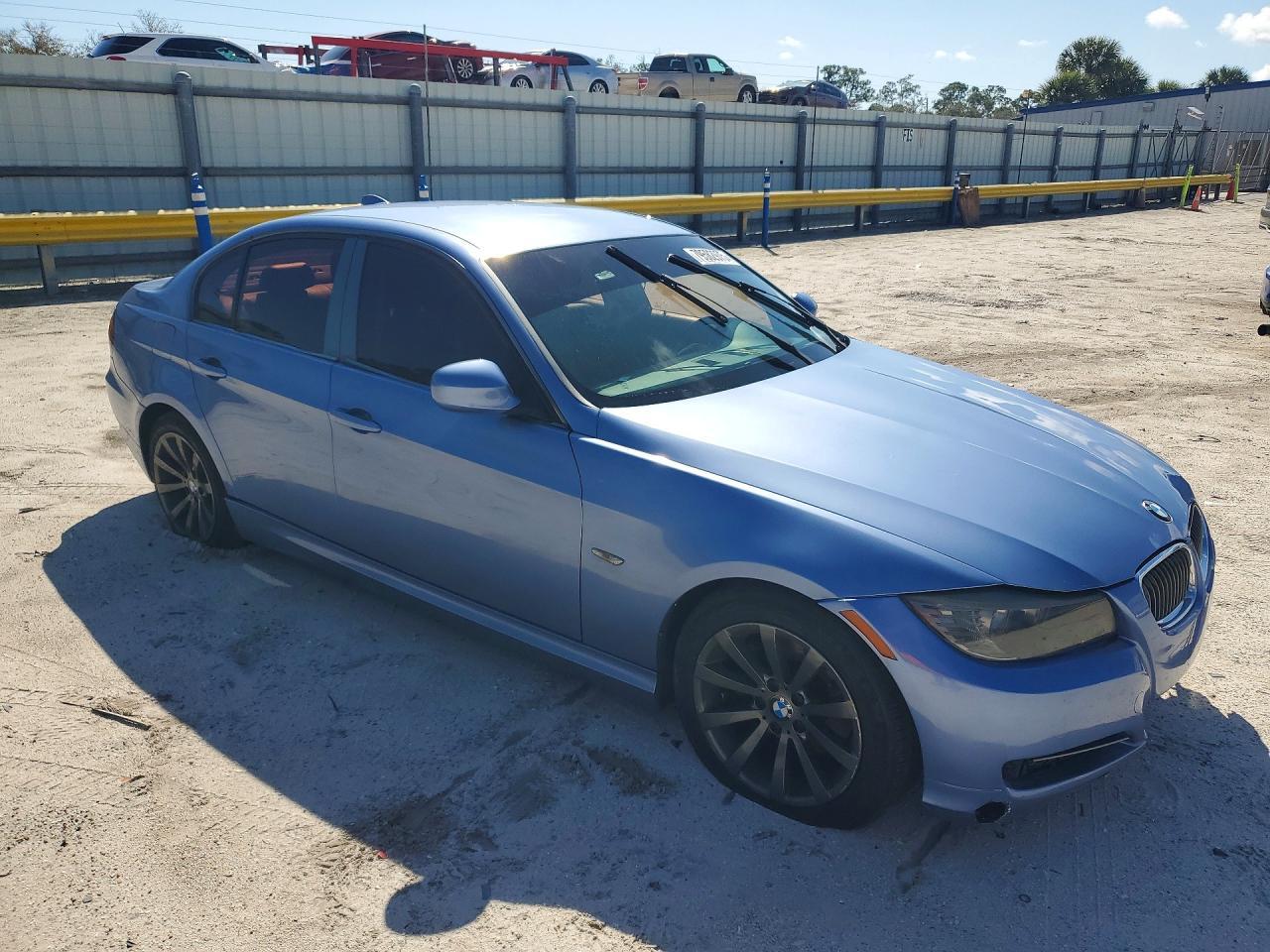 2011 BMW 3 SERIES