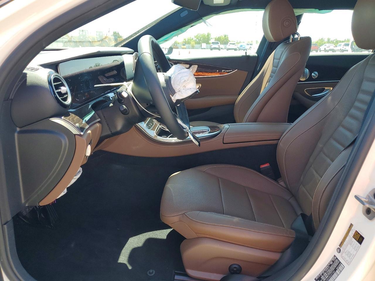 2022 MERCEDES-BENZ E-Class