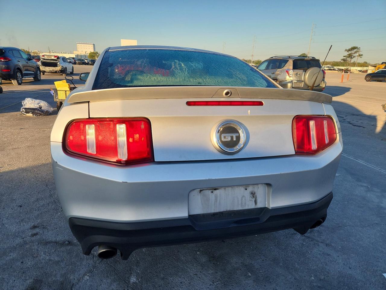 2011 FORD MUSTANG