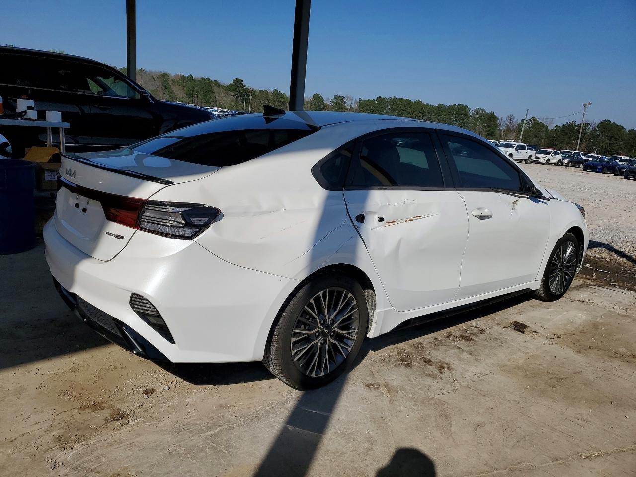 2022 KIA FORTE