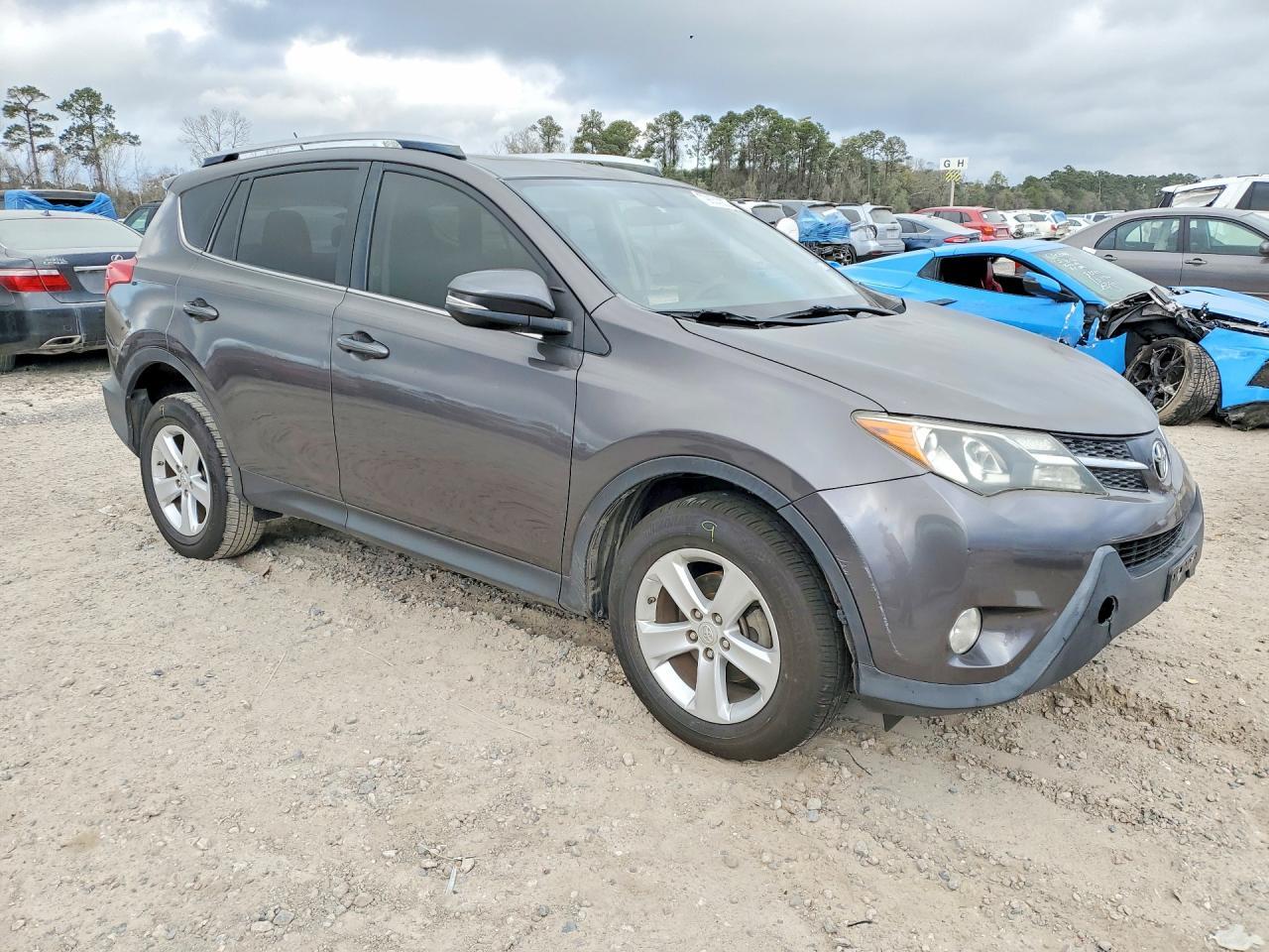 2013 TOYOTA RAV4