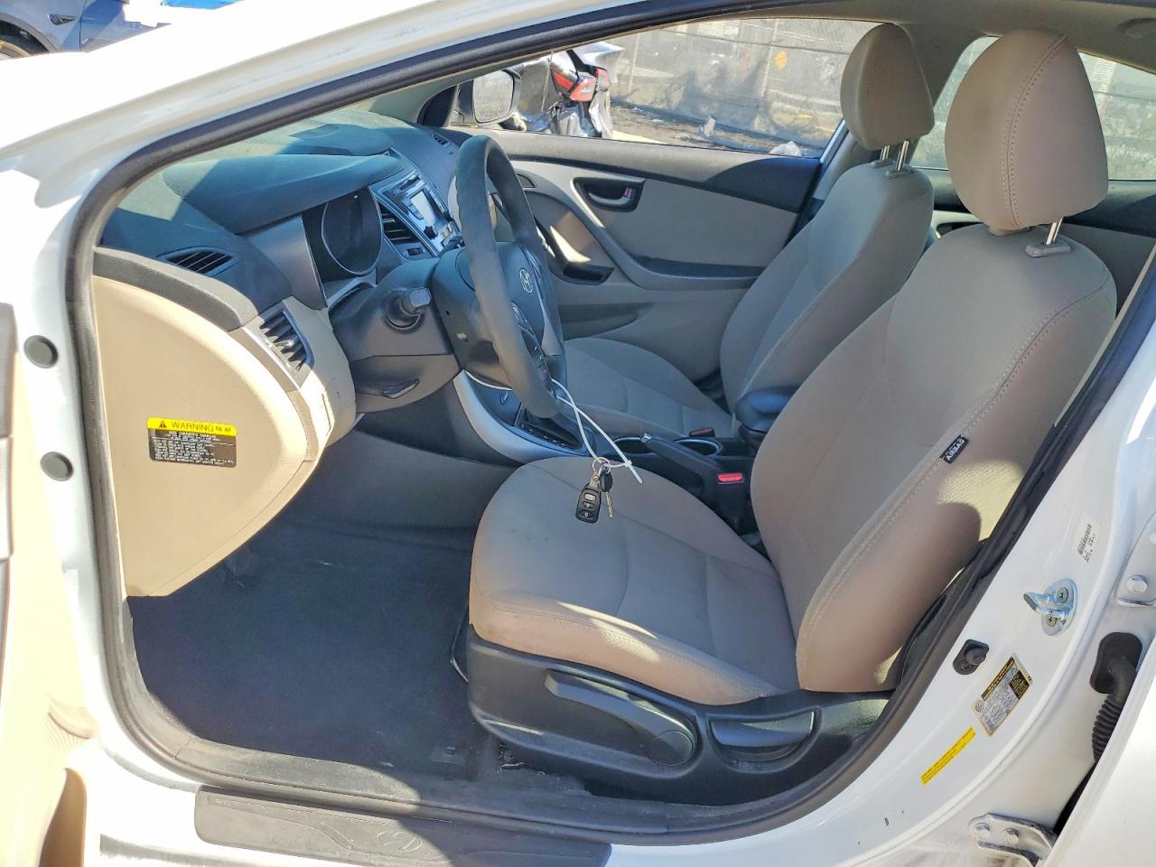 2016 HYUNDAI ELANTRA