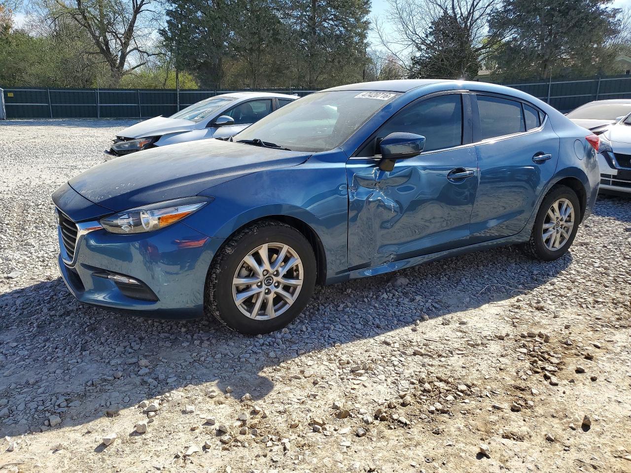 2018 MAZDA 3