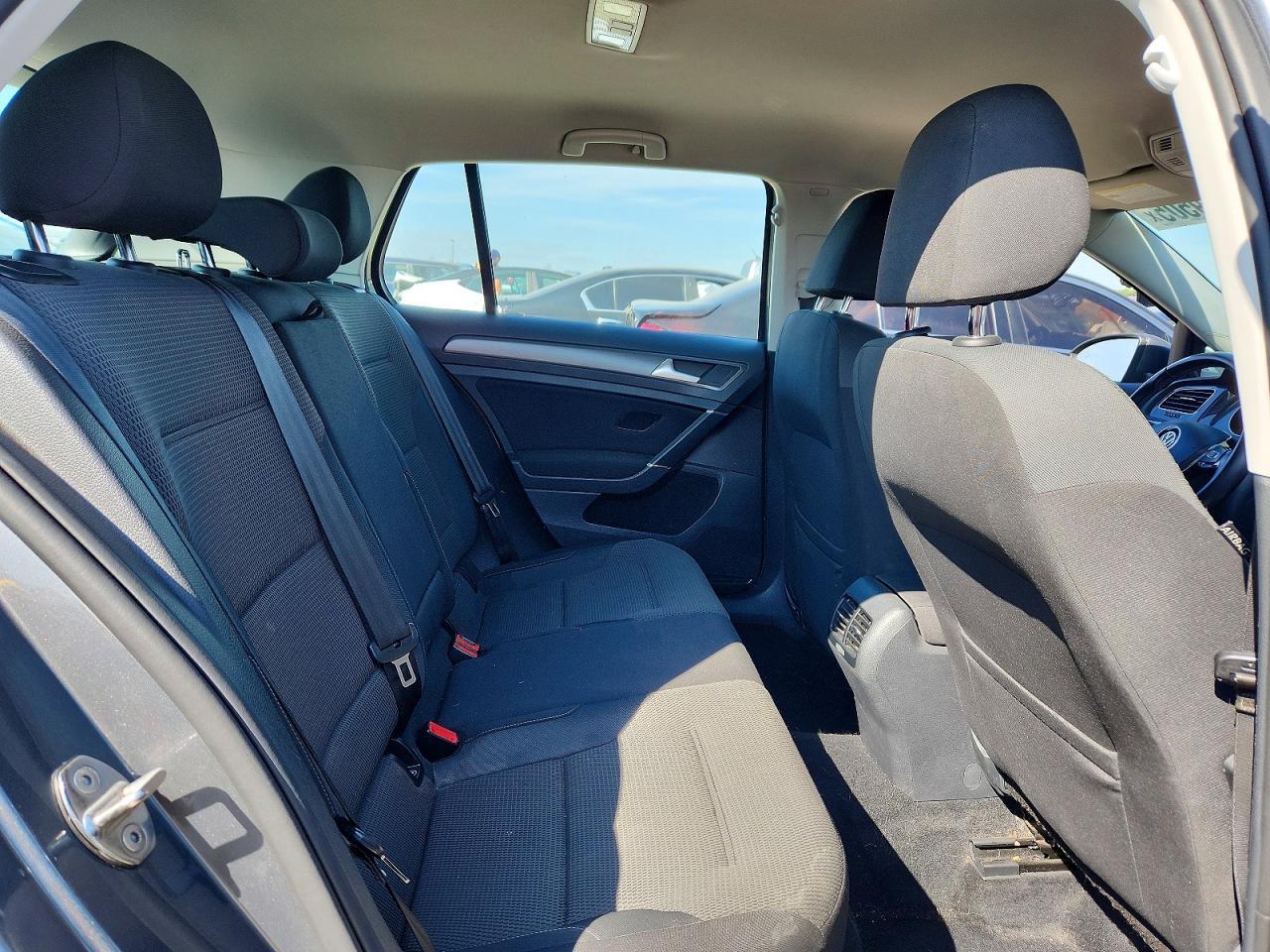 2019 VOLKSWAGEN e-Golf