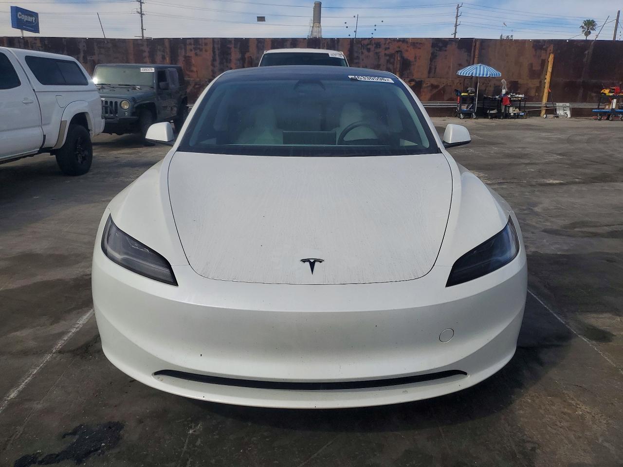2025 TESLA MODEL 3