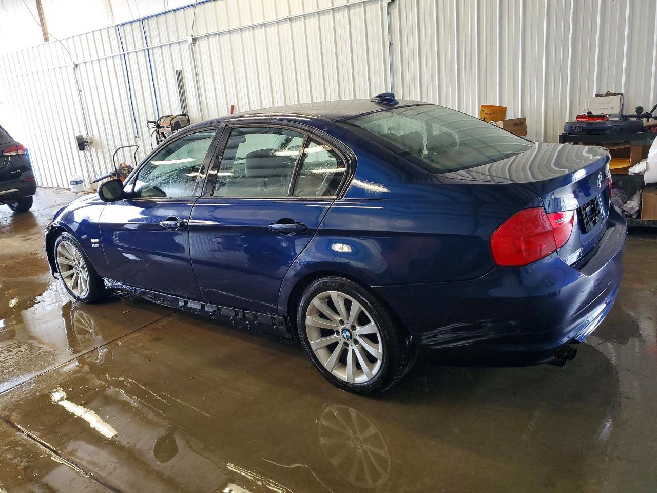 2011 BMW 3 SERIES