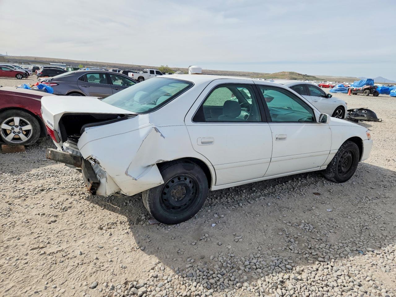 2000 TOYOTA CAMRY