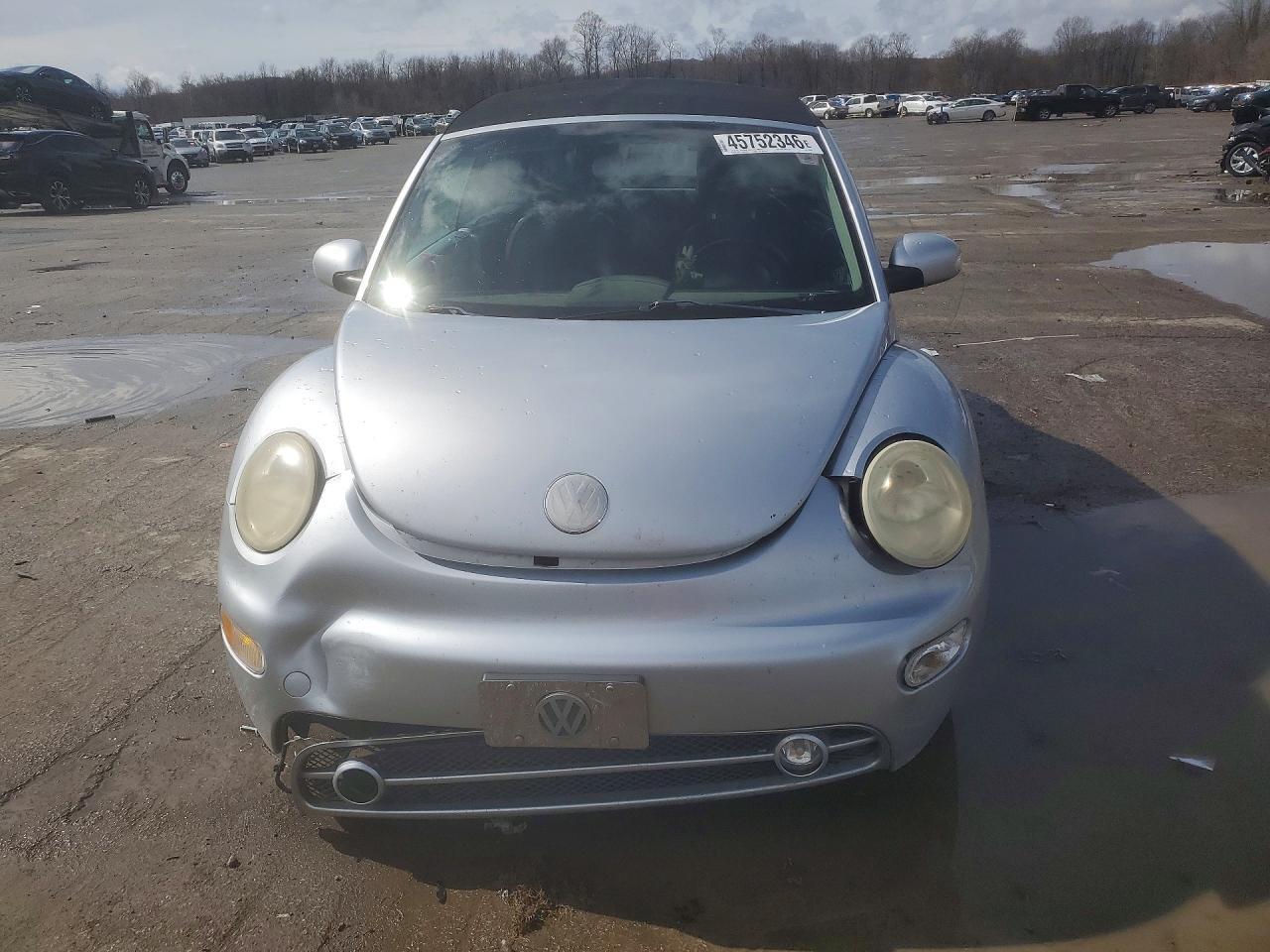 2004 VOLKSWAGEN Beetle