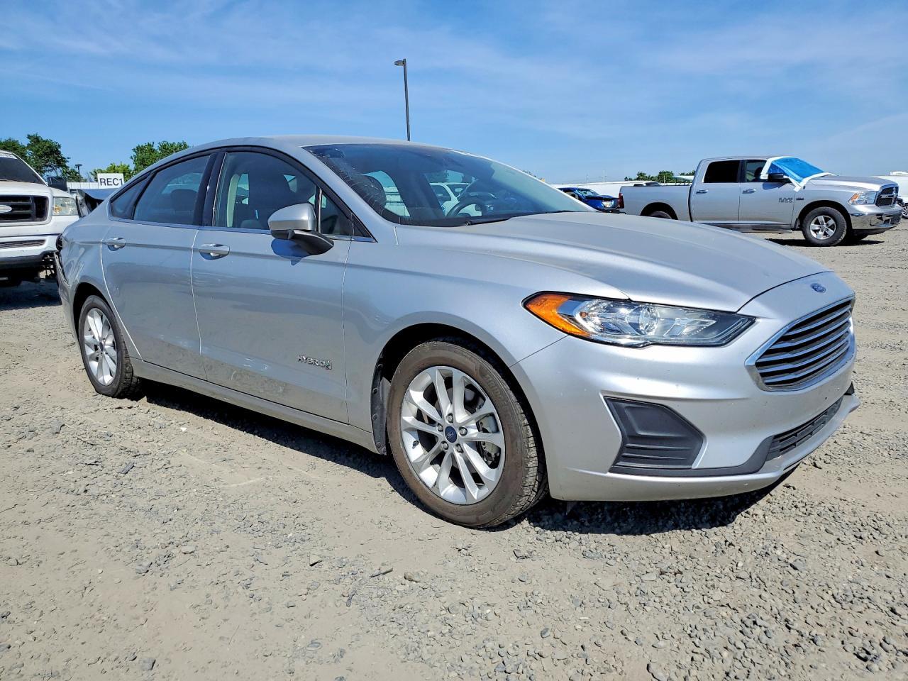 2019 FORD FUSION