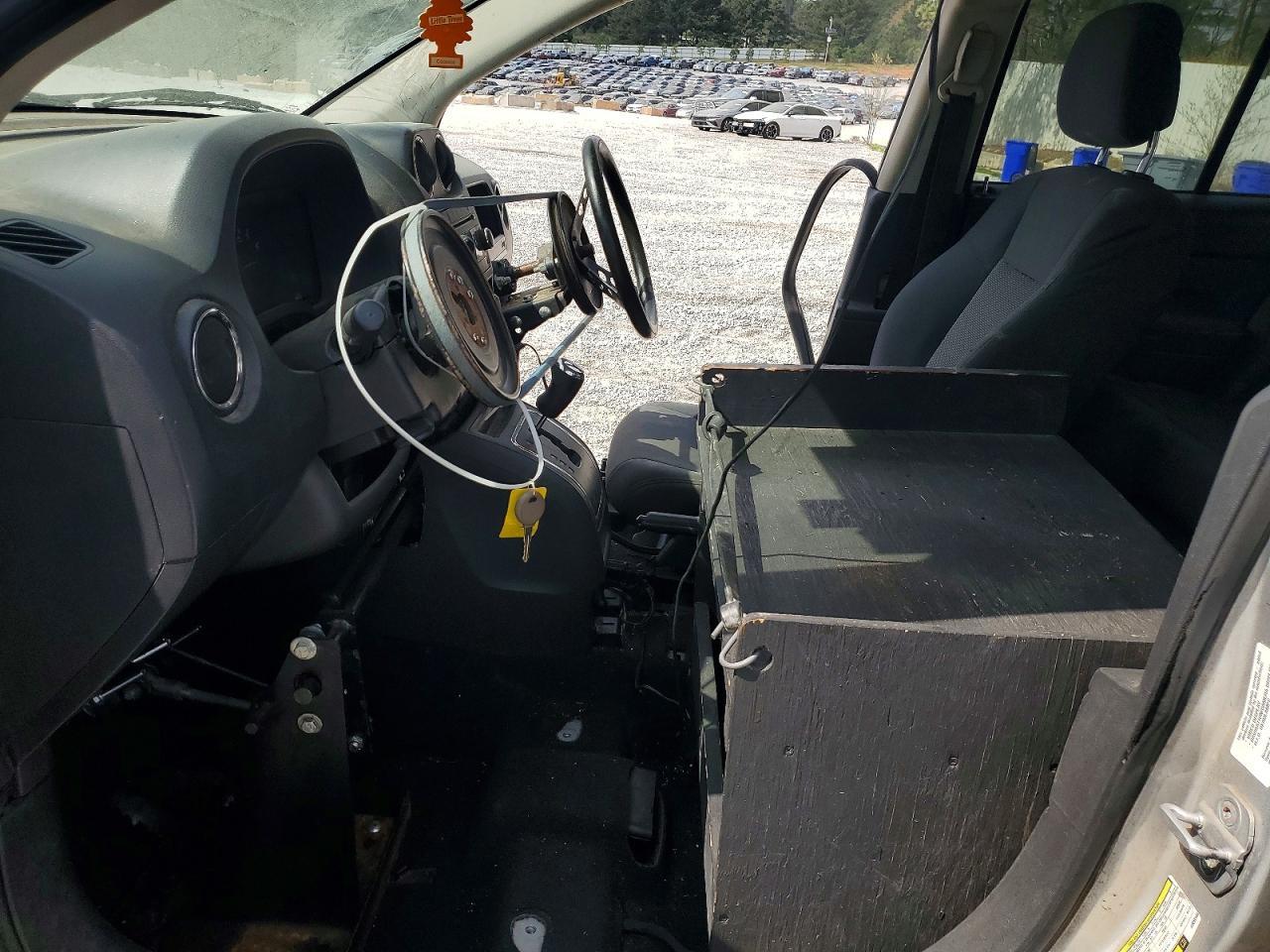 2010 JEEP Compass