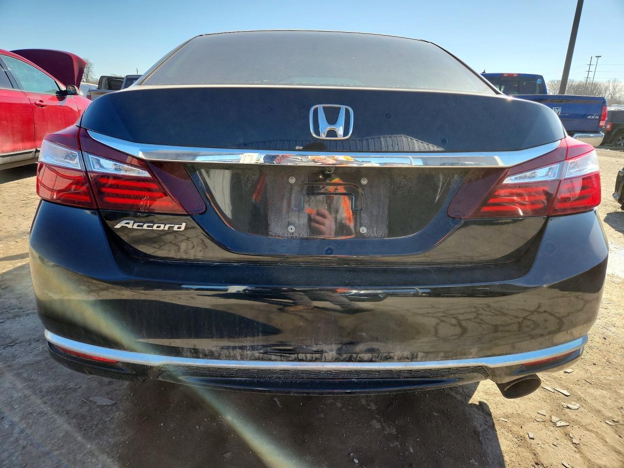 2017 HONDA ACCORD