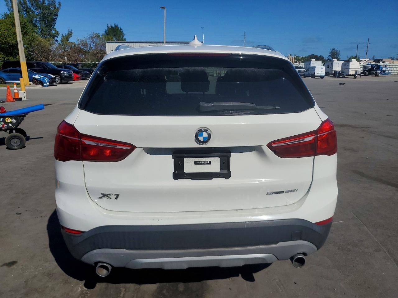 2018 BMW X1