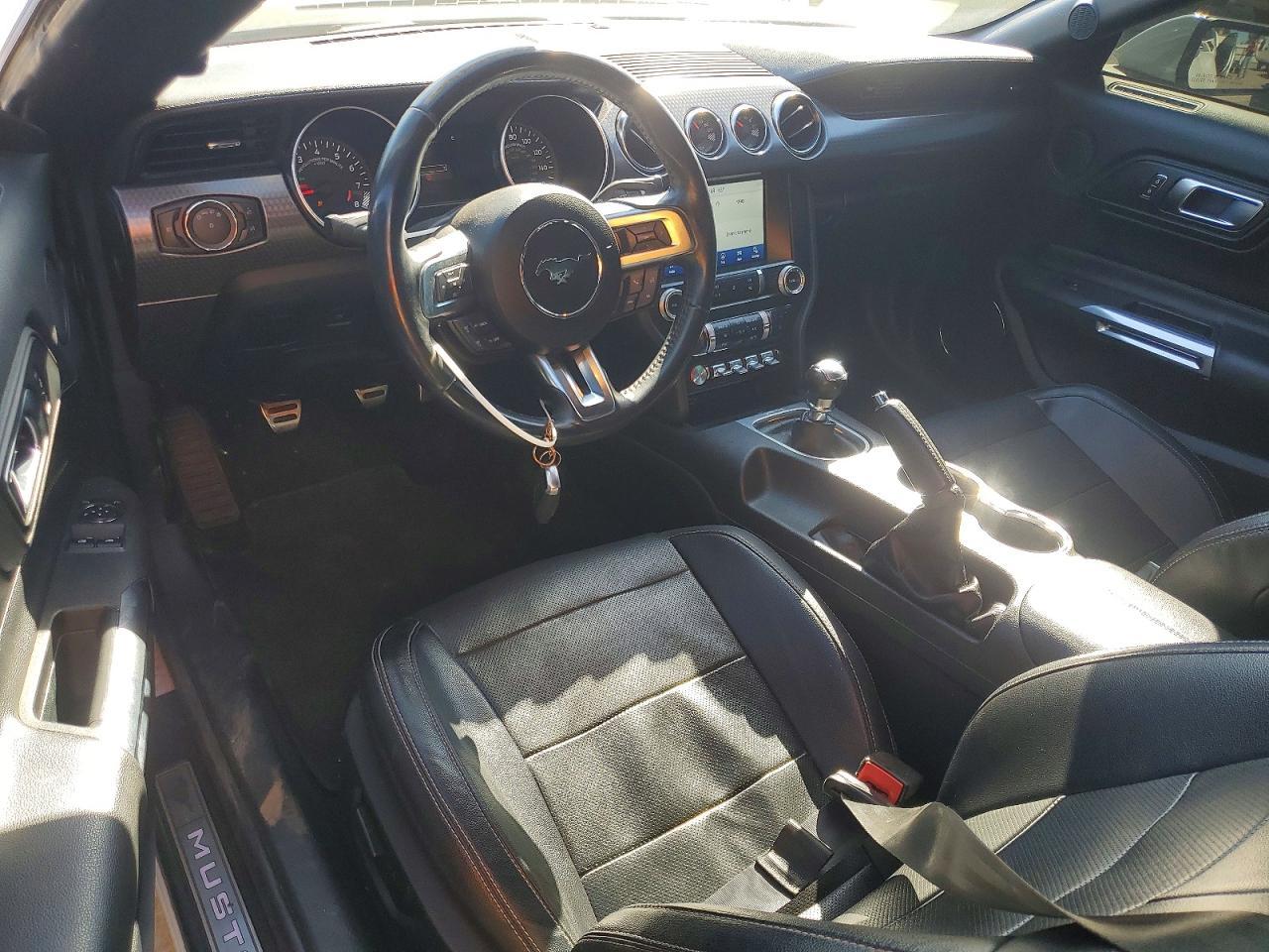 2020 FORD MUSTANG