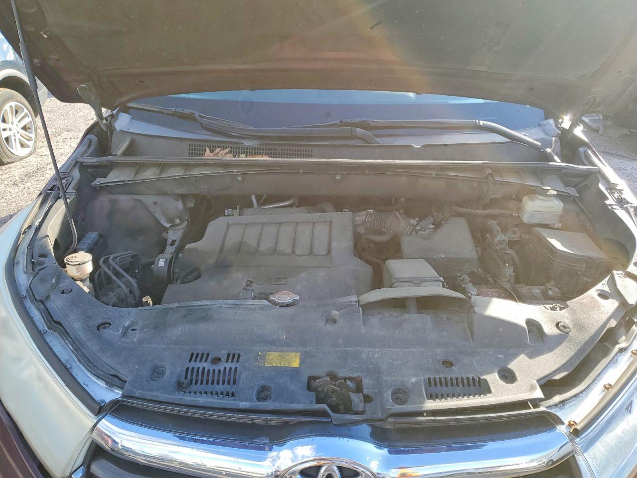 2015 TOYOTA HIGHLANDER