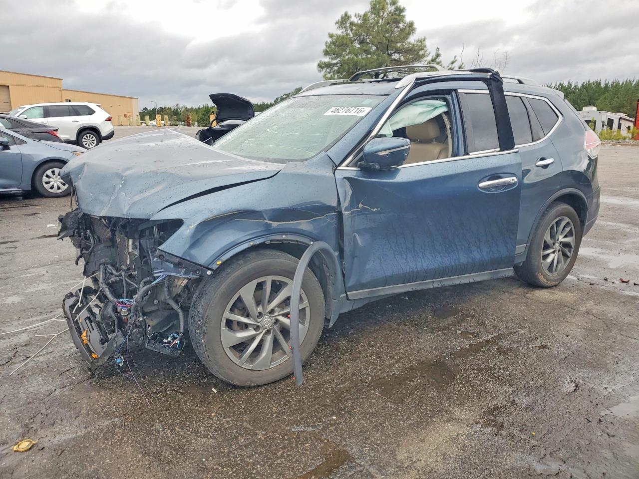 2014 NISSAN ROGUE