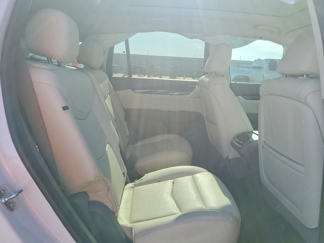 2025 CADILLAC XT6