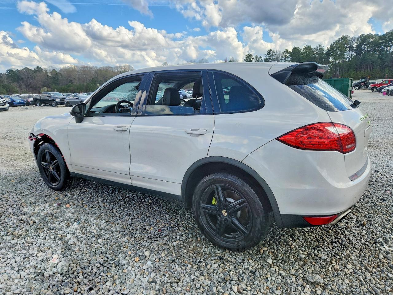 2014 PORSCHE CAYENNE