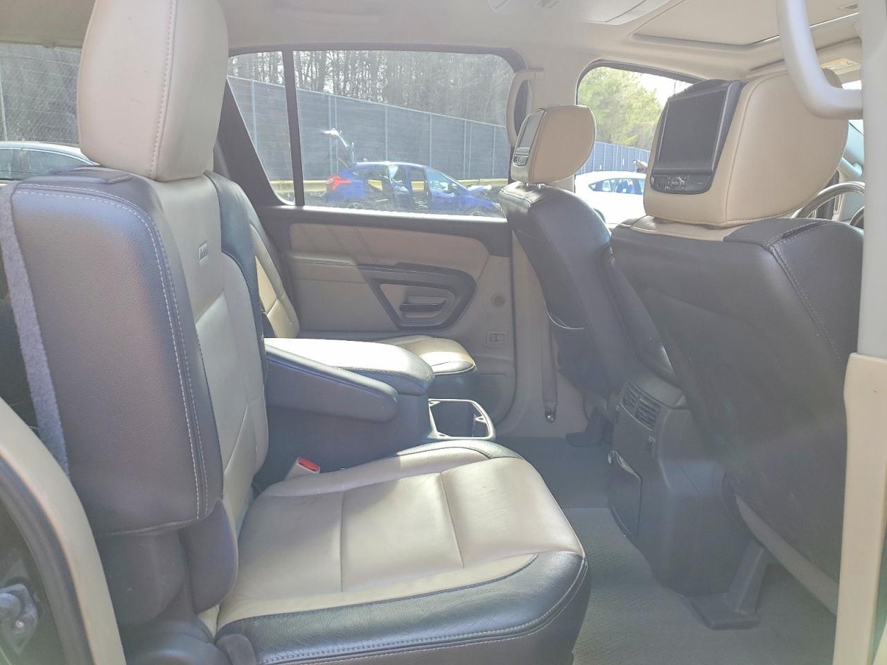 2015 NISSAN Armada