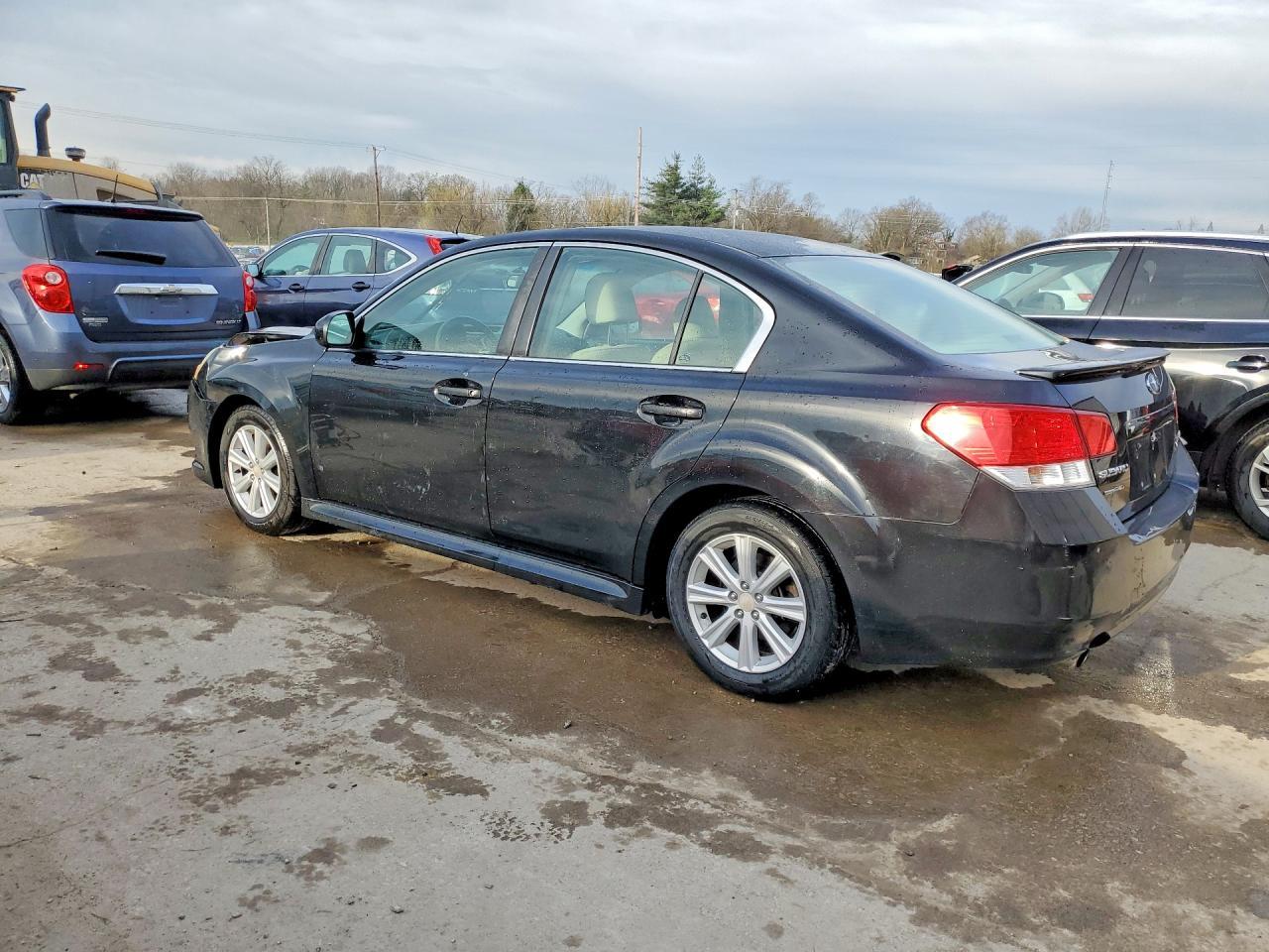 2010 SUBARU Legacy