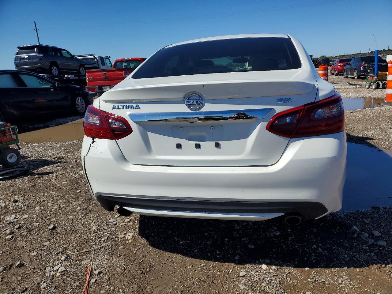 2017 NISSAN ALTIMA