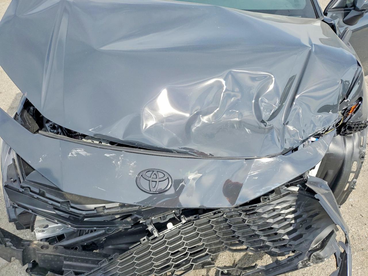 2026 TOYOTA CAMRY