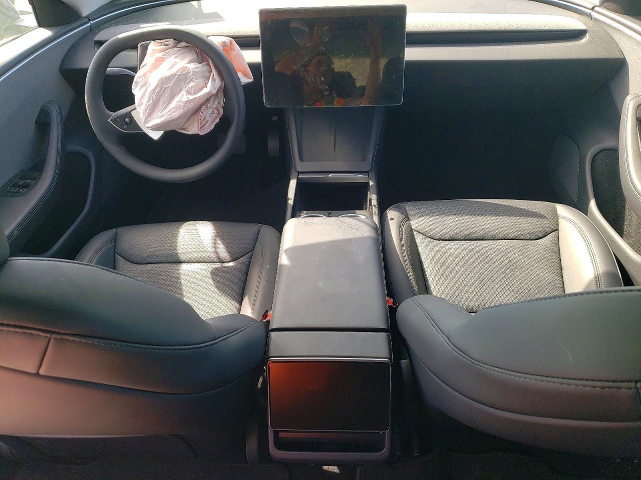 2026 TESLA MODEL 3
