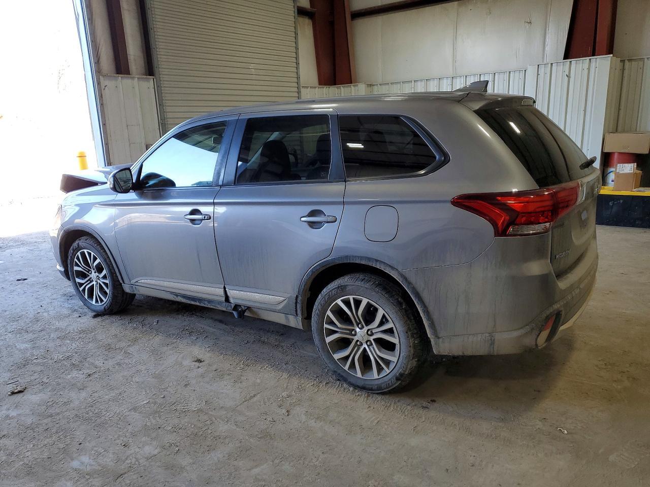 2018 MITSUBISHI outlander