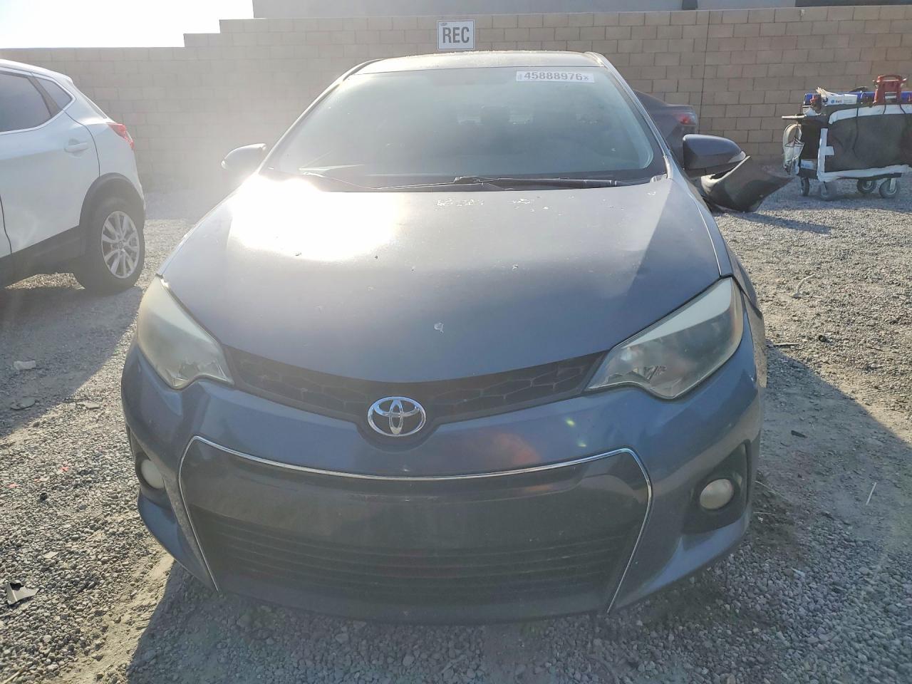 2015 TOYOTA COROLLA