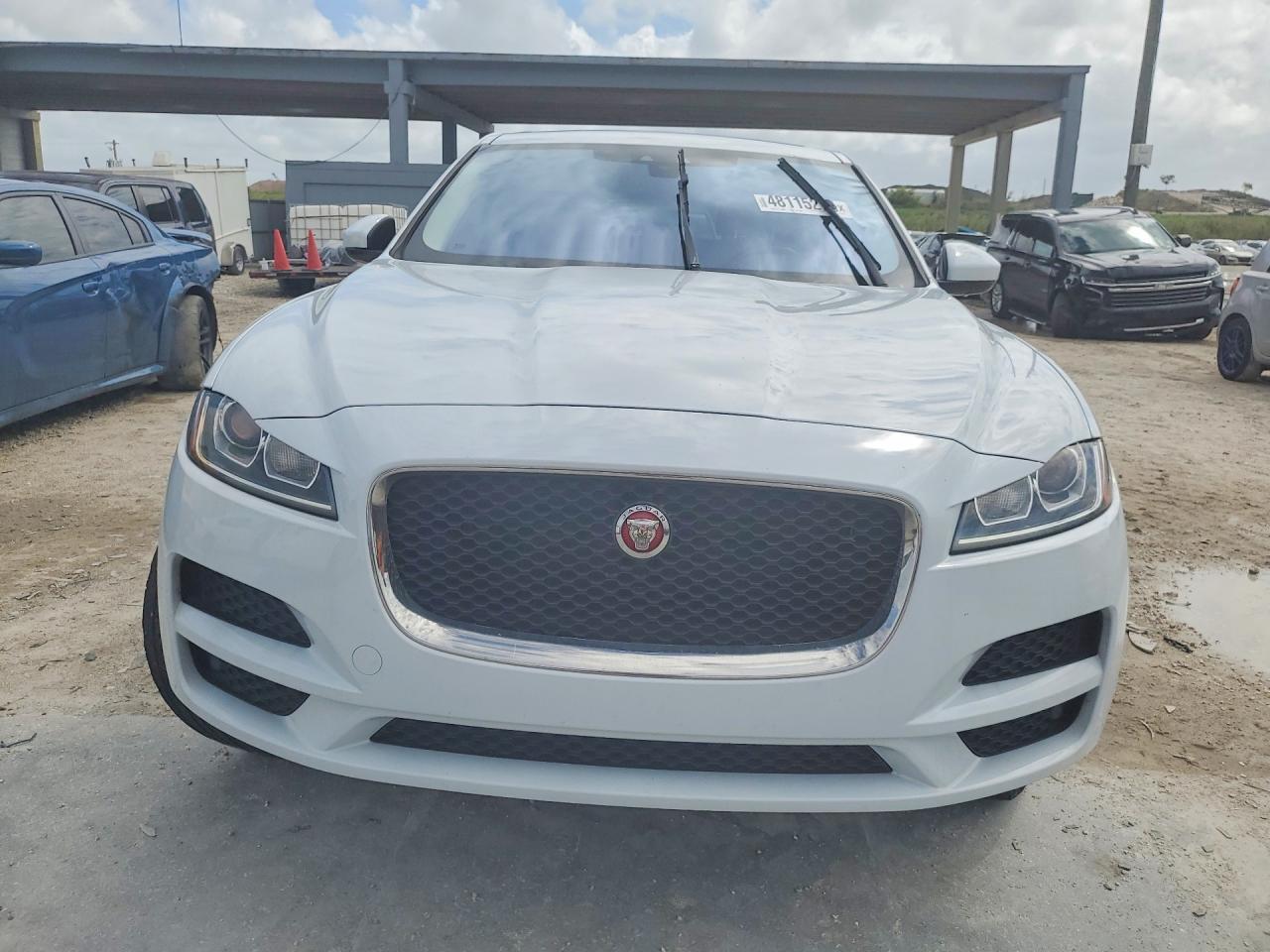 2018 JAGUAR F-Pace