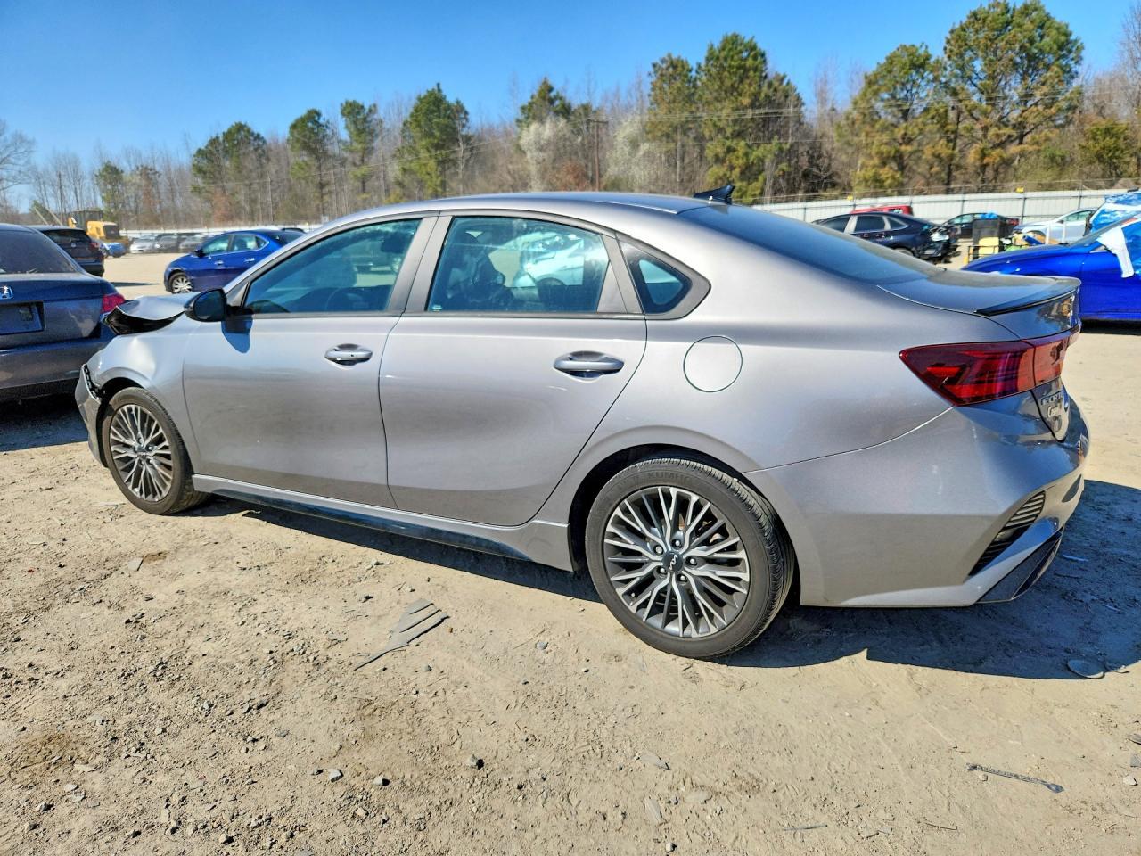 2023 KIA FORTE