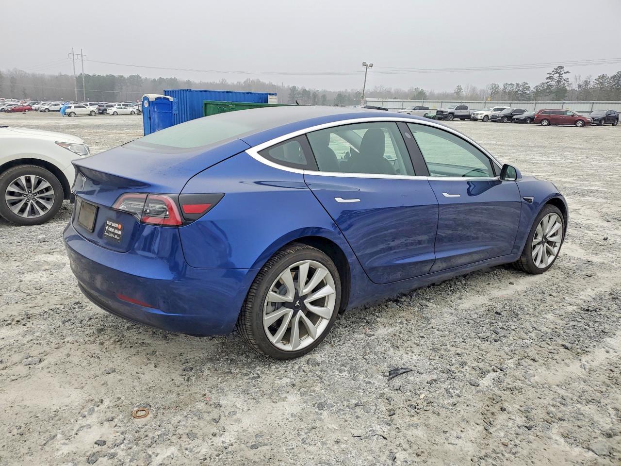 2020 TESLA MODEL 3