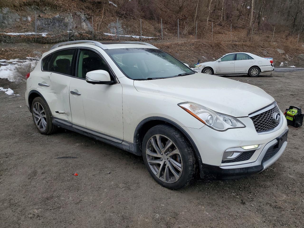 2016 INFINITI QX50