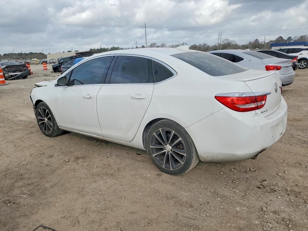 2017 BUICK VERANO