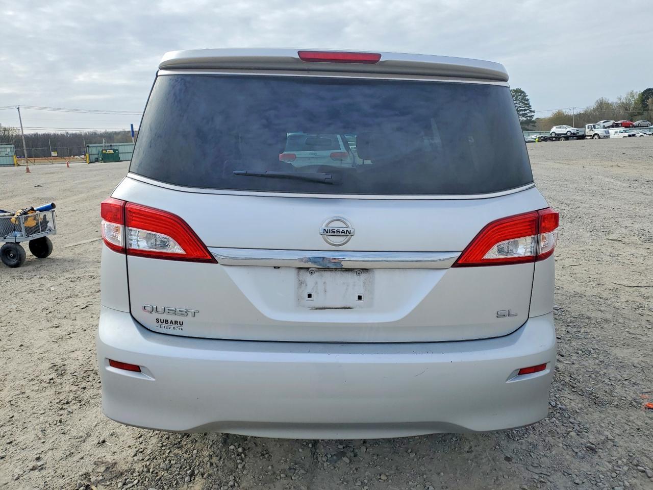 2013 NISSAN Quest
