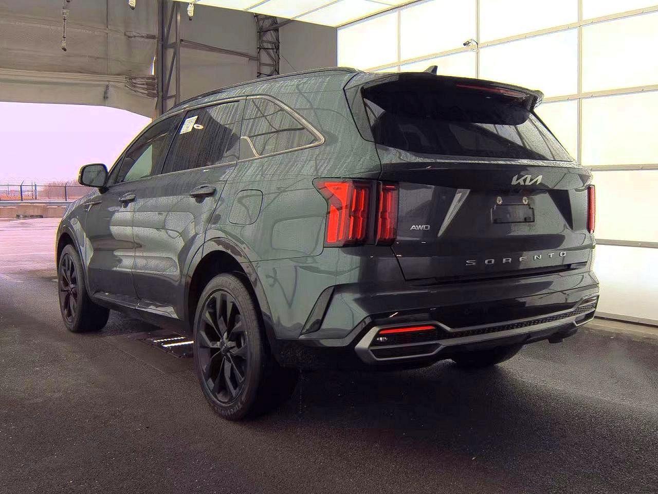 2022 KIA SORENTO