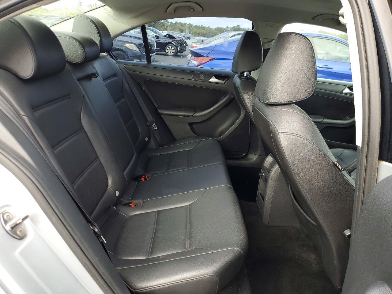 2014 VOLKSWAGEN JETTA