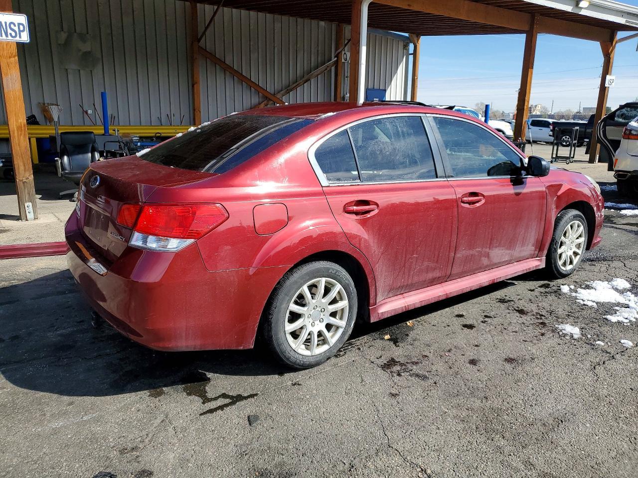 2013 SUBARU Legacy