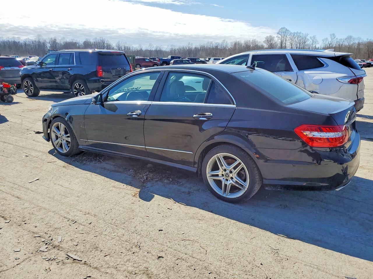 2012 MERCEDES-BENZ E-Class