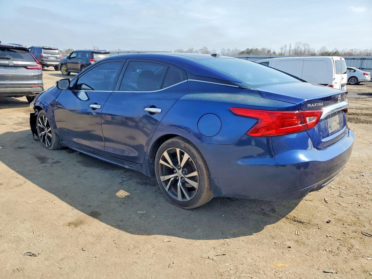 2017 NISSAN Maxima