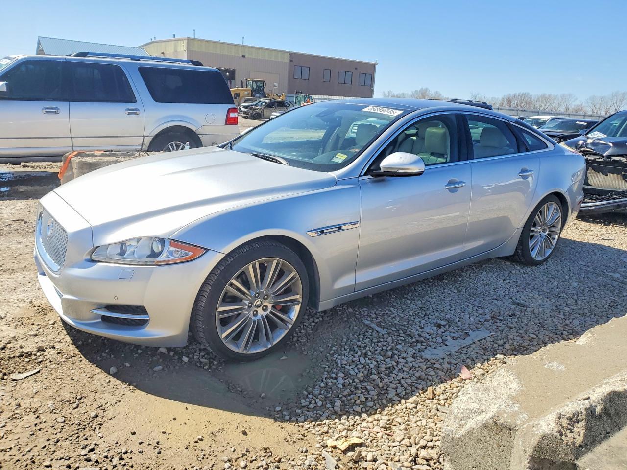 2012 JAGUAR Xj-Series