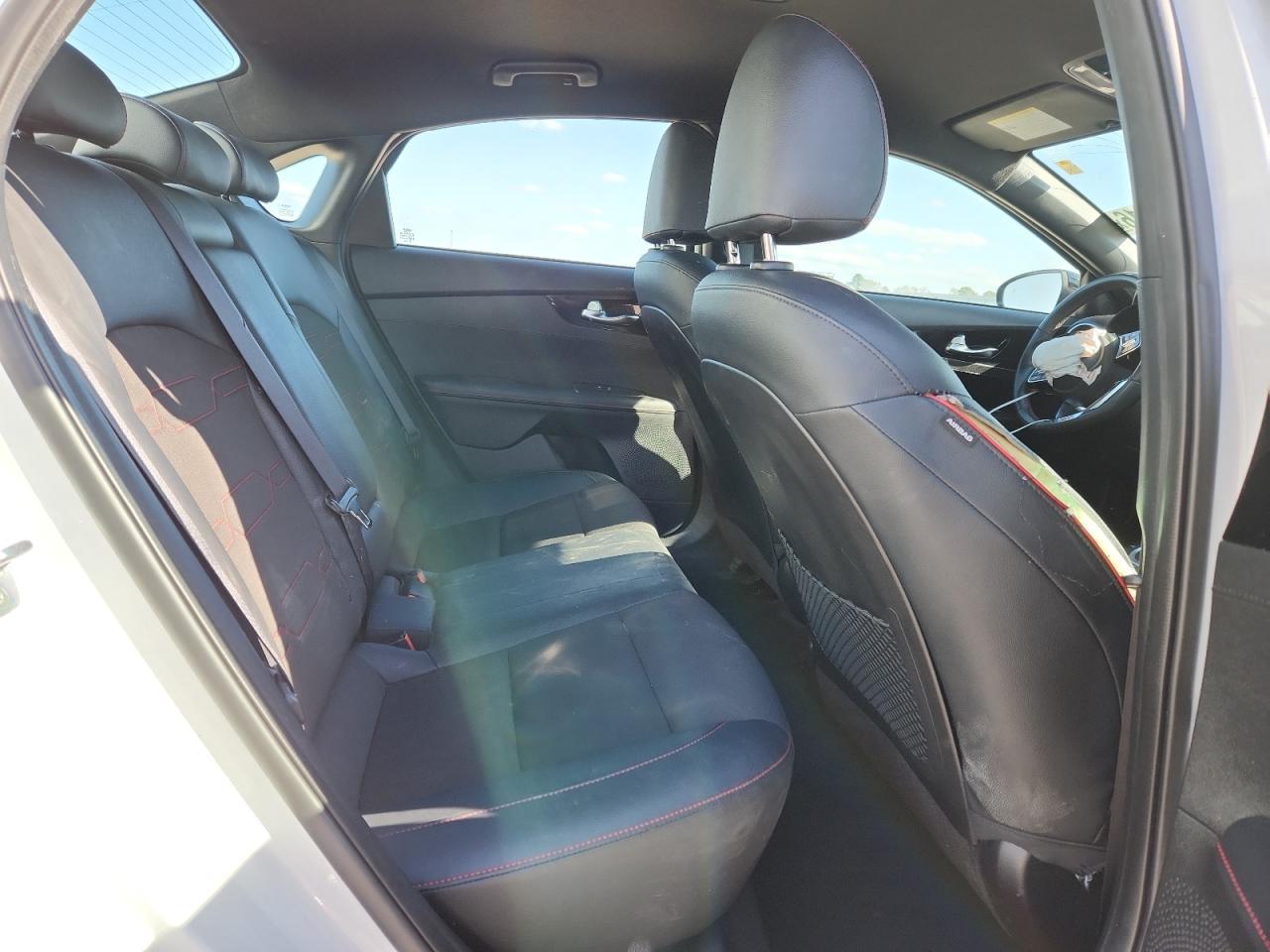 2022 KIA FORTE