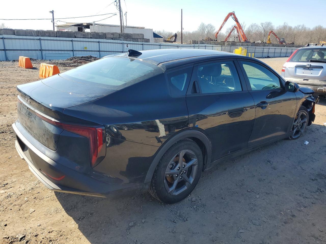 2025 KIA K4